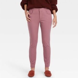 A New Day High-Rise Skinny Ankle Pants